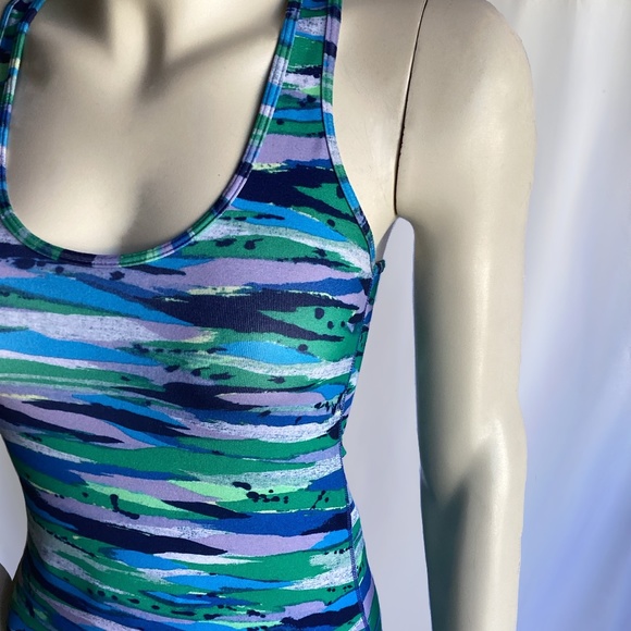 Lululemon Blue/Green/Lilac Watercolour Print Tank Top - Picture 4 of 4